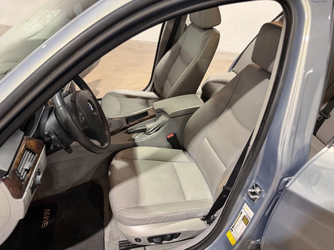bmw 3 series 2008 WBAVA37518NL55745 image bmw 3 series 2008 WBAVA37518NL55745 image